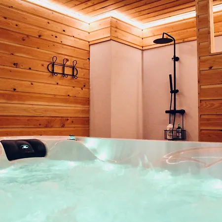 Duplex Accès Jacuzzi Illimité Z Appartamento *